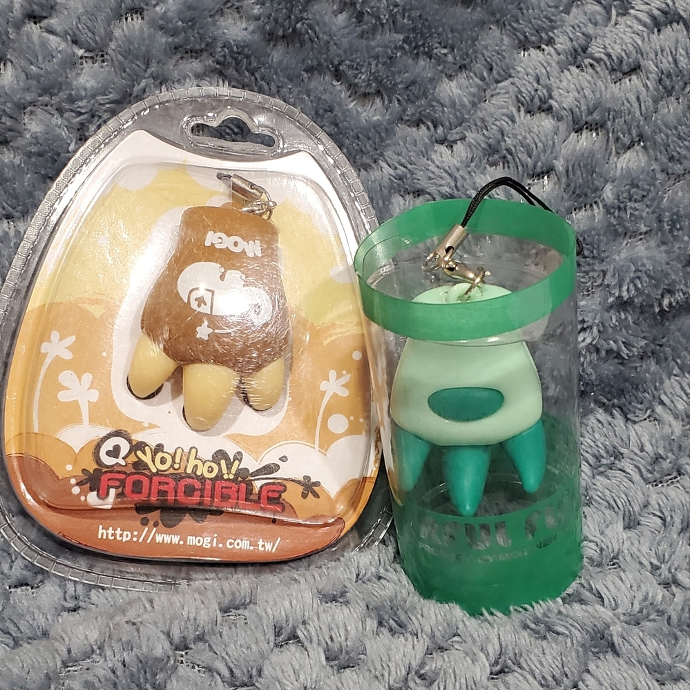 Lot of 2 Mogi bear claw cellphone straps